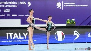 q jr w2 bal ita d errico sofia poerio camilla sfe05224a copia simone ferraro ph copia